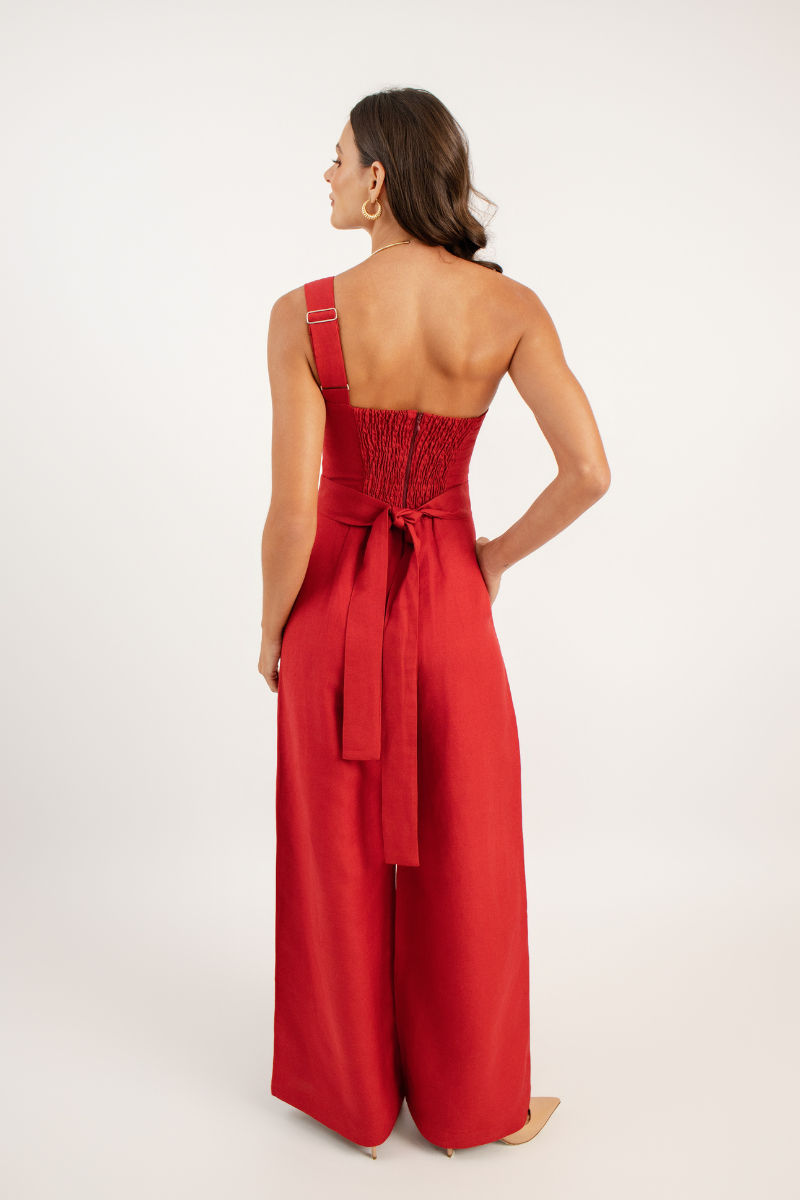 Macacão de Um Ombro Só de Linho Noto Vermelho Fragola