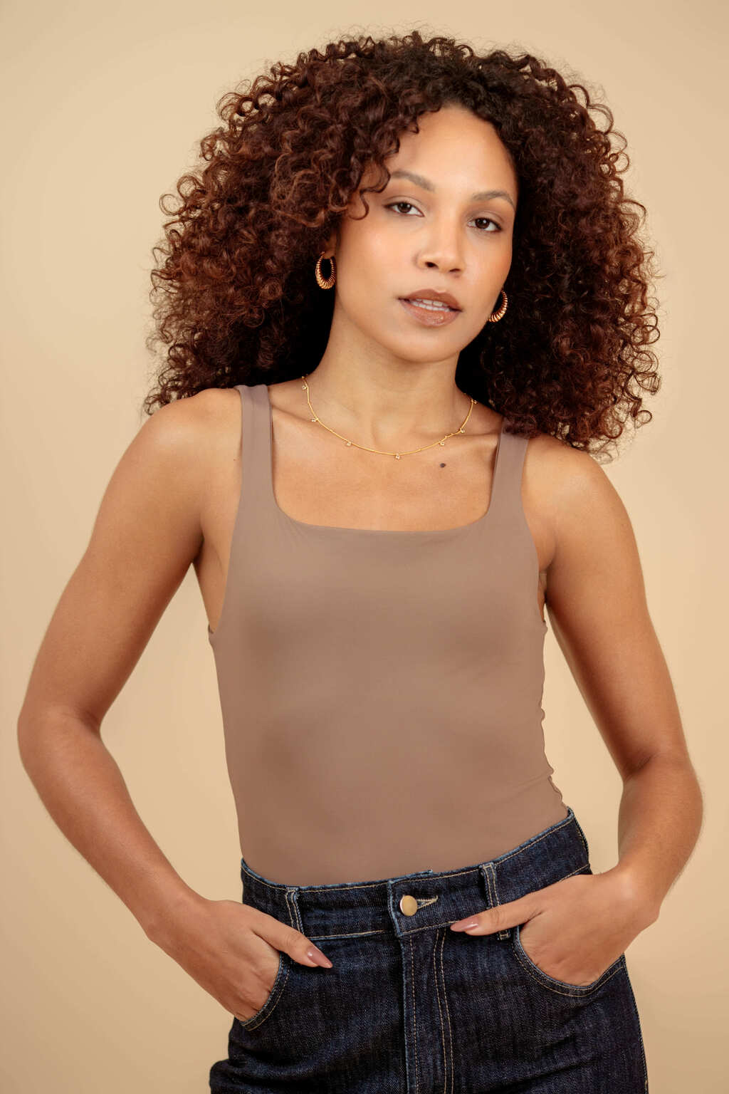 Regata Decote Quadrado de Poliamida Pienza - Marrom Mocha